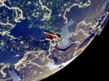 Gürcistan'dan alan dünya model gece üzerinde. Plastik gezegenin yüzey ve görünür parlak ışıklar çok ince ayrıntı. 3D çizim. Nasa tarafından döşenmiş bu görüntü unsurları.