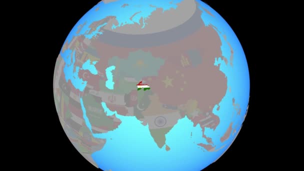 Zoom a Tagikistan con bandiera sulla mappa — Video Stock