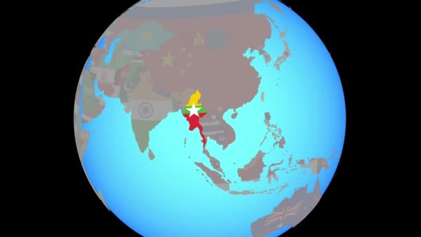 Zoom a Myanmar con la bandera en el mapa — Vídeos de Stock