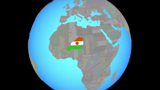 Zoom a Niger con bandiera sulla mappa — Video Stock