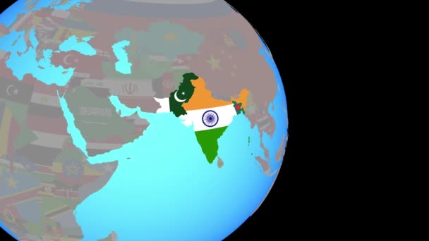 Zoom auf britisches Indien mit Flaggen auf Globus — Stockvideo
