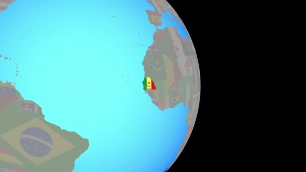 Zoom naar Senegal met vlag op wereldbol — Stockvideo