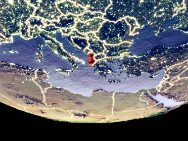 Arnavutluk gece uzaydan uydu görüntüsü. Güzel ayrıntılı plastik gezegenin yüzeyi görünür şehir ışıkları ile. 3D çizim. Nasa tarafından döşenmiş bu görüntü unsurları.