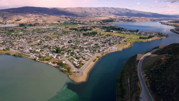 Város Új-Zélandon, légi felvétel — Stock videók