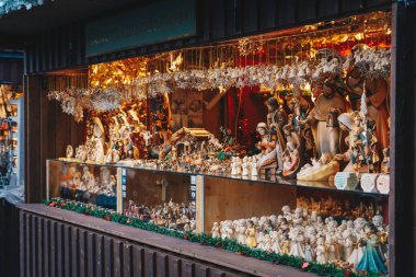 Graz, Avusturya - Aralık 2017: Graz advent market mağaza şehrin ana Meydanı