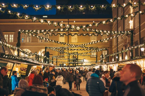 Salzburg Oostenrijk December 2017 Salzburg Kerstmarkt Ingericht Voor Komst Bij — Stockfoto