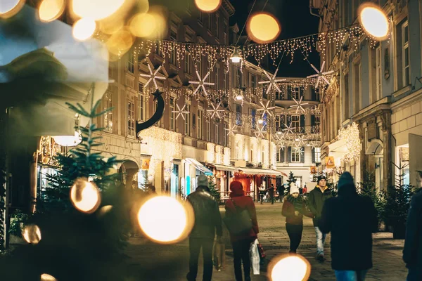 Graz Austria Diciembre 2017 Las Calles Graz Adquieren Decoraciones Navideñas — Foto de Stock