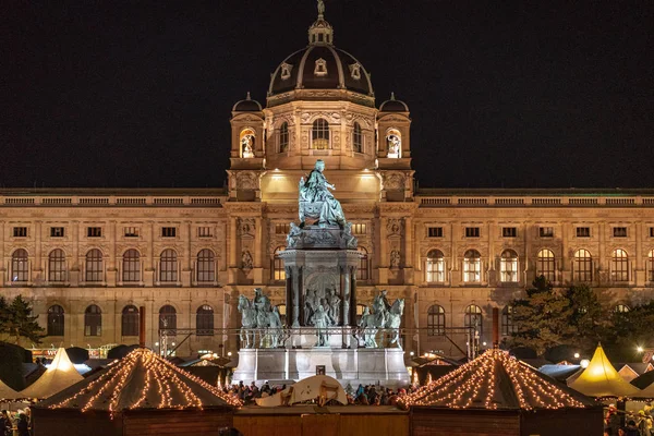 Μαρία Θηρεσία Αγάλματος Κεντρική Βιέννη Αυστρία Νύχτα — Φωτογραφία Αρχείου