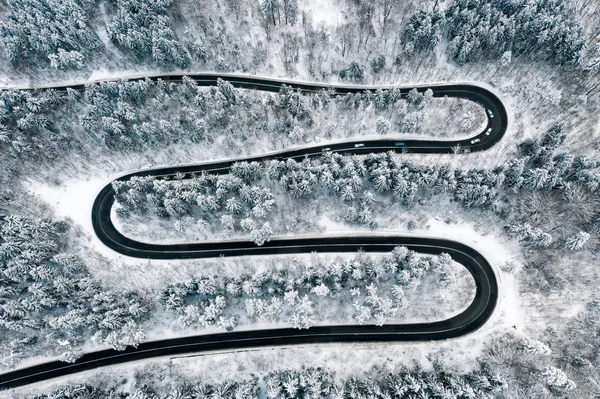 Camino Sinuoso Invierno Vista Aérea Del Bosque —  Fotos de Stock