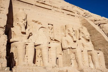 Ebu Simbel Tapınağı sınır Aswan Mısır ile Sudan antik kalıntıları