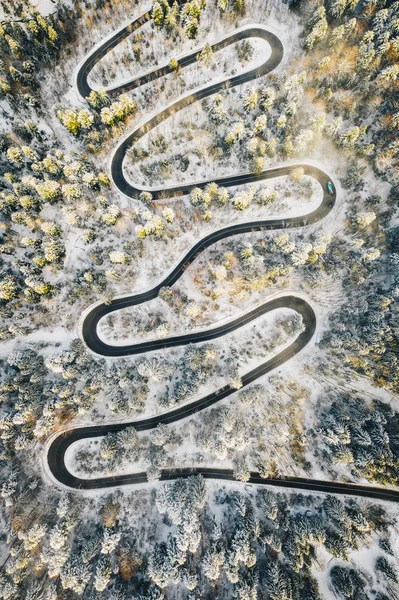 Estrada Curvilínea Extrema Nos Alpes — Fotografia de Stock