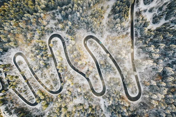 Foggy Winter Morning Mountain Road Snowfall — Stock Photo, Image