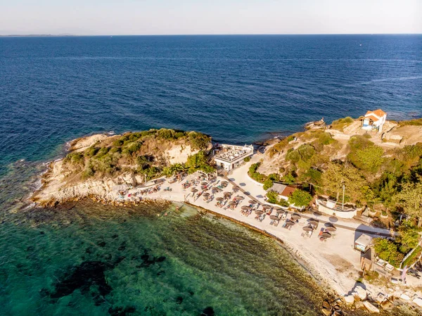 Thasos Island, Yunanistan, havadan görünümü üzerinde plaj ve sahil bar