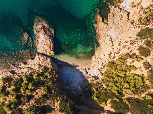 Pequena praia escondida na ilha de Thassos — Fotografia de Stock