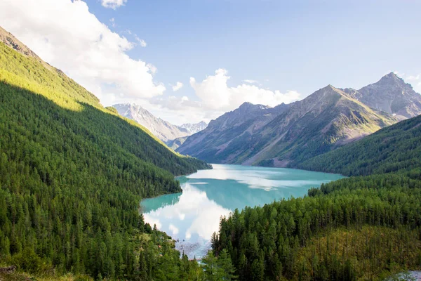 Muy Hermosa Montaña Altai Imagen de stock