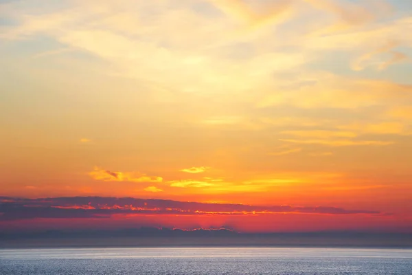 Jasny Ciepły Zachód Słońca Wieczornego Morza — Zdjęcie stockowe