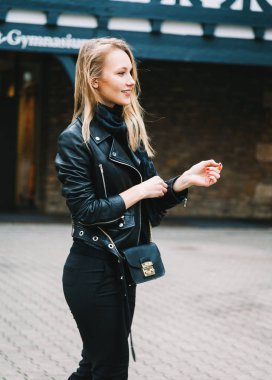 closeup moda portre açık havada