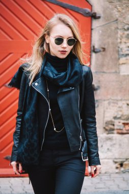 closeup moda portre açık havada