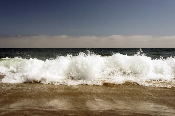 Hullámok Feltörése Csendes Óceán Malibu Los Angeles Kalifornia Nyáron — Stock Fotó