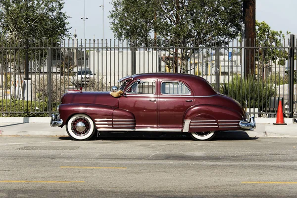 Vista Laterale Una Classica Auto Epoca Americana Strada Los Angeles — Foto Stock