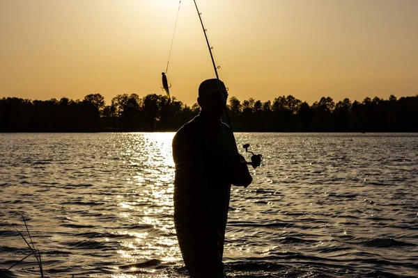 Silhueta Pescador Durante Pôr Sol — Fotografia de Stock