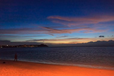 Guam hevesli ışıkları