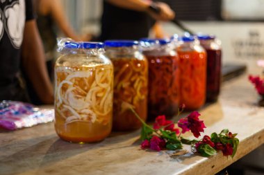 Gece pazarı ilginç Guam