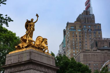 Columbus bronz Central Park bir heykel