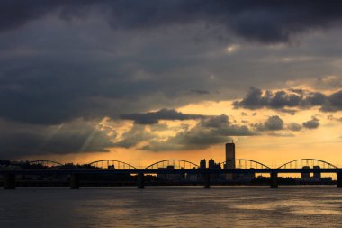 Han Nehri kızdırma