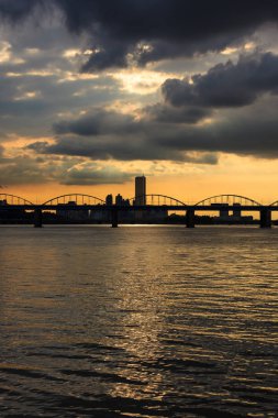 Han Nehri kızdırma