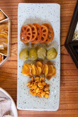 Kore geleneksel yan yemekler