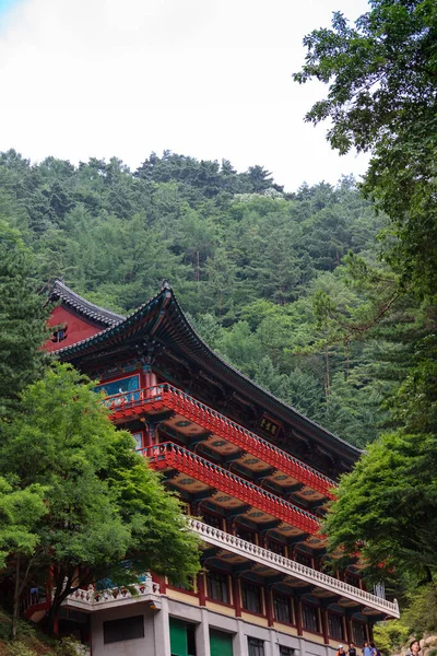 Wonju Chiaksan Guryongsa Храму — стокове фото