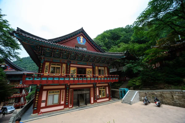 Templo Wonju Chiaksan Guryongsa — Foto de Stock