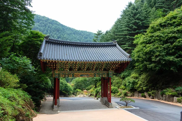 Wonju Chiaksan Guryongsa Tapınağı