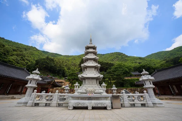 Una Pagoda Piedra Del Templo Chukseosa — Foto de Stock