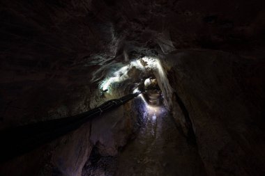 Gossi Kore Yeongwol mağara