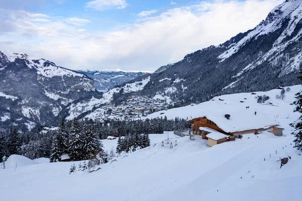 Sviçre Soğuk Karlı Köyü — Stok fotoğraf