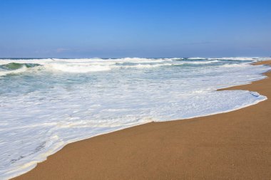 Gün batımı ve donghae dalgaları