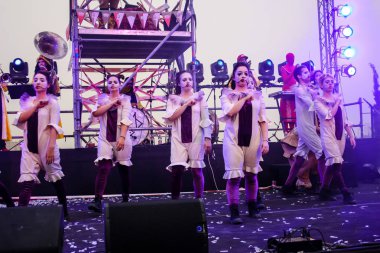 Kudüs İsrail 10 Mayıs 2018 eski şehir Kudüs, durdurulamaz sevinç Dans Festivali Altın diş Festivali'nde orta Krallığı kutlamaları akşam sahne