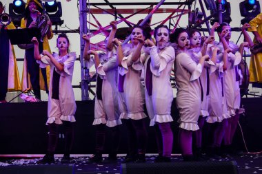 Kudüs İsrail 10 Mayıs 2018 eski şehir Kudüs, durdurulamaz sevinç Dans Festivali Altın diş Festivali'nde orta Krallığı kutlamaları akşam sahne