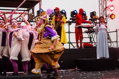 Kudüs İsrail 10 Mayıs 2018 eski şehir Kudüs, durdurulamaz sevinç Dans Festivali Altın diş Festivali'nde orta Krallığı kutlamaları akşam sahne