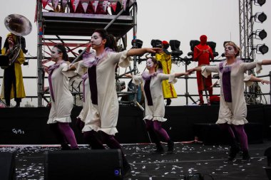 Kudüs İsrail 10 Mayıs 2018 eski şehir Kudüs, durdurulamaz sevinç Dans Festivali Altın diş Festivali'nde orta Krallığı kutlamaları akşam sahne