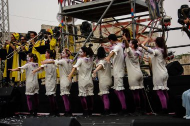 Kudüs İsrail 10 Mayıs 2018 eski şehir Kudüs, durdurulamaz sevinç Dans Festivali Altın diş Festivali'nde orta Krallığı kutlamaları akşam sahne