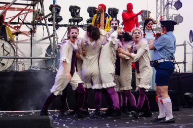 Kudüs İsrail 10 Mayıs 2018 eski şehir Kudüs, durdurulamaz sevinç Dans Festivali Altın diş Festivali'nde orta Krallığı kutlamaları akşam sahne