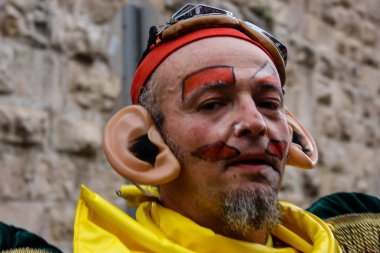 Kudüs İsrail 10 Mayıs 2018 Eski Kudüs şehri, altın diş Festivali'nde orta Krallığı kutlamaları görüntülemek, Jaffa Gate alayı akşam