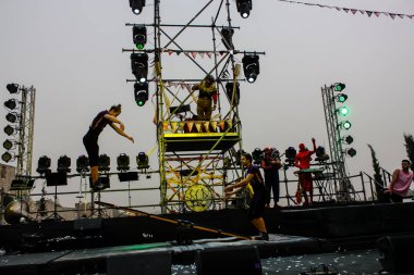 Kudüs İsrail 10 Mayıs 2018 Orta Krallık Kudüs'ün eski şehri altın diş festivalde, Kraliyet üstgeçidin animasyon akşam kutlamaları