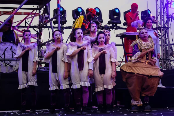 Kudüs İsrail 10 Mayıs 2018 eski şehir Kudüs, durdurulamaz sevinç Dans Festivali Altın diş Festivali'nde orta Krallığı kutlamaları akşam sahne