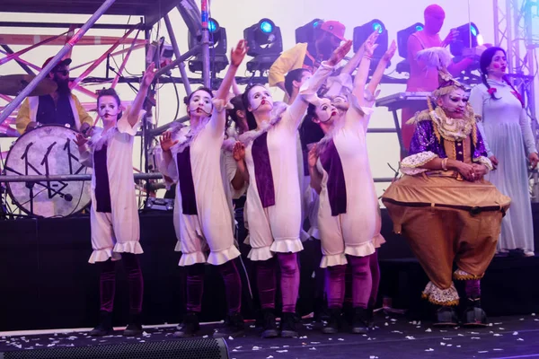 Kudüs İsrail 10 Mayıs 2018 eski şehir Kudüs, durdurulamaz sevinç Dans Festivali Altın diş Festivali'nde orta Krallığı kutlamaları akşam sahne