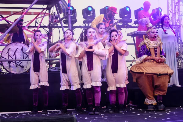 Kudüs İsrail 10 Mayıs 2018 eski şehir Kudüs, durdurulamaz sevinç Dans Festivali Altın diş Festivali'nde orta Krallığı kutlamaları akşam sahne