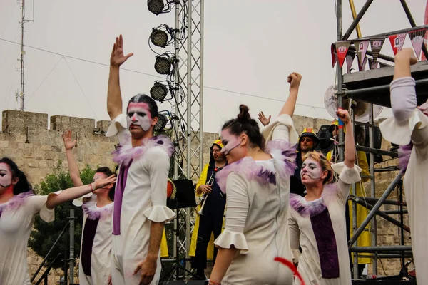 Kudüs İsrail 10 Mayıs 2018 eski şehir Kudüs, durdurulamaz sevinç Dans Festivali Altın diş Festivali'nde orta Krallığı kutlamaları akşam sahne